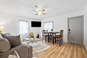 Discover Tranquility Rare Find Lovely 5Bedroom Home in Mobile Alabama
